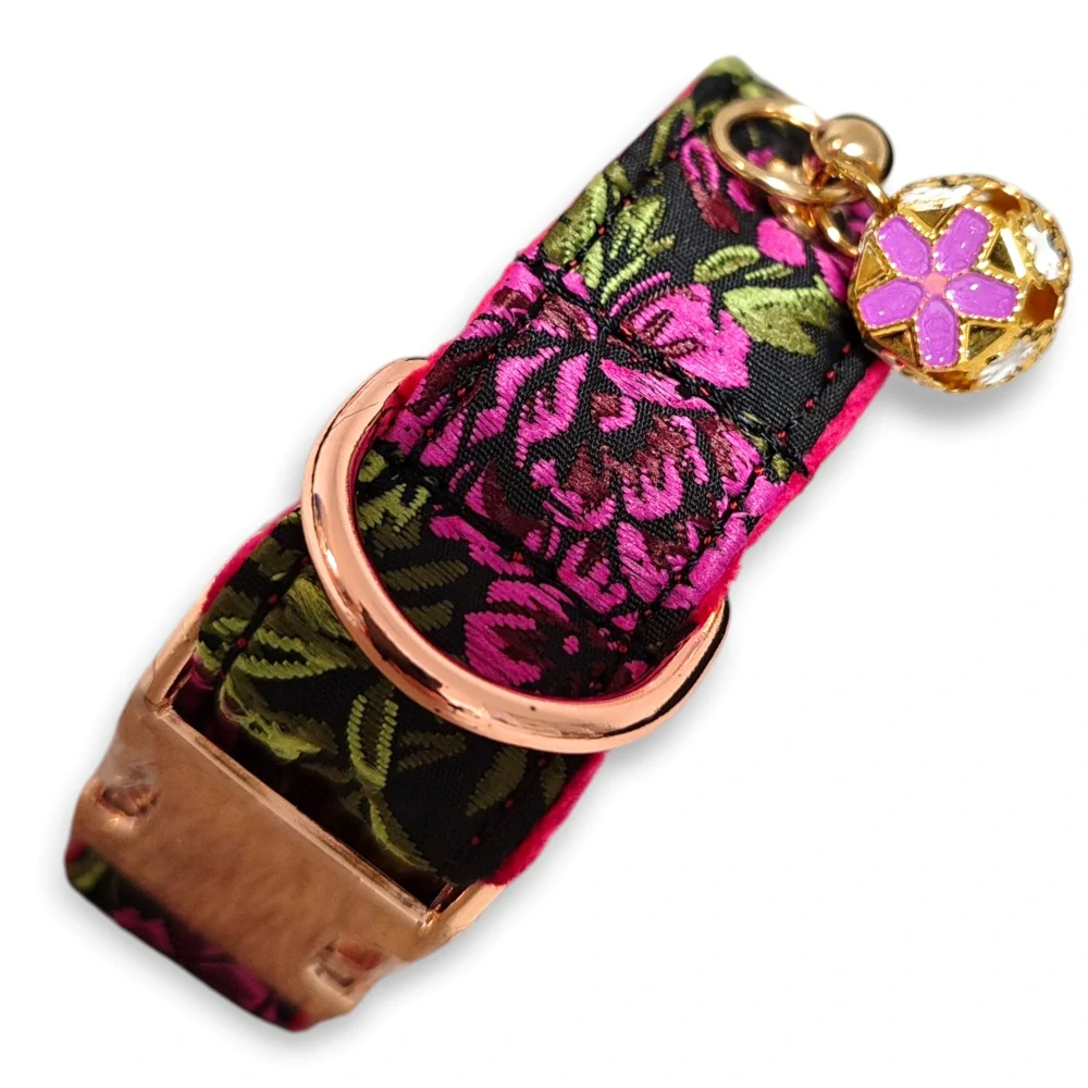 Midnight Rose – Luxusní růžovo-černý žakárový obojek s květy